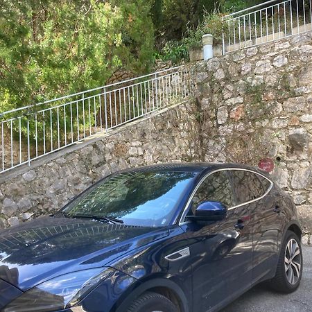 Villefranche Sur Mer:Appartement-villa, Vue mer, jardin, parking. Extérieur photo