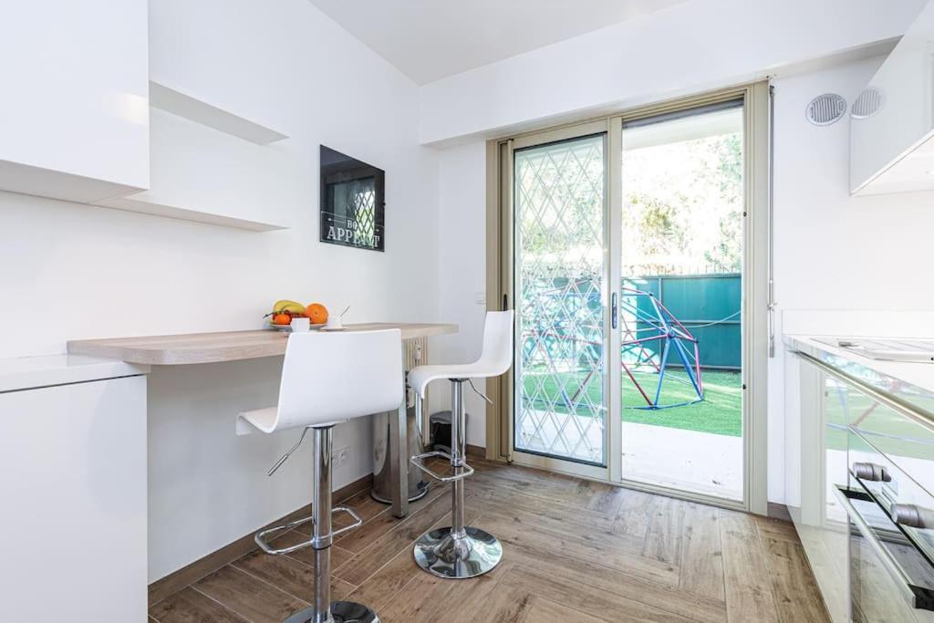 Villefranche Sur Mer:Appartement-villa, Vue mer, jardin, parking. Extérieur photo